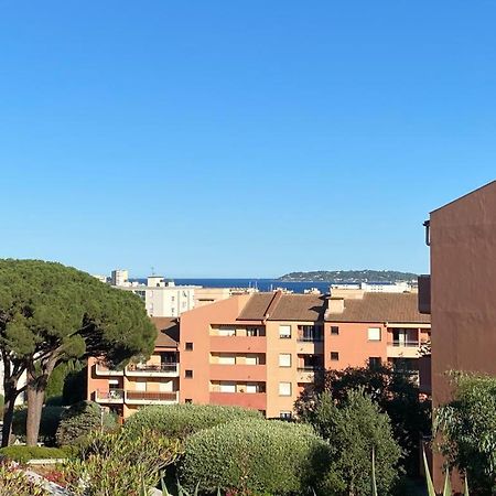 Appartement Vue Mer Avec Place De Parking Privee Sainte-Maxime Exterior photo