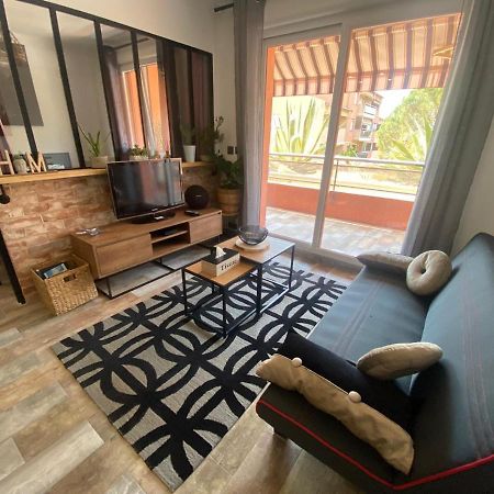 Appartement Vue Mer Avec Place De Parking Privee Sainte-Maxime Exterior photo